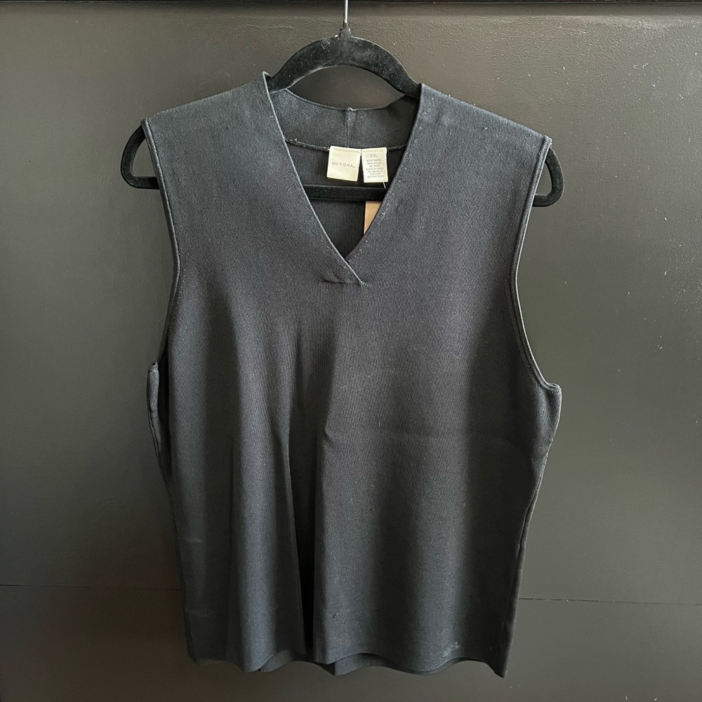 Merona Black V-Neck Tank Top